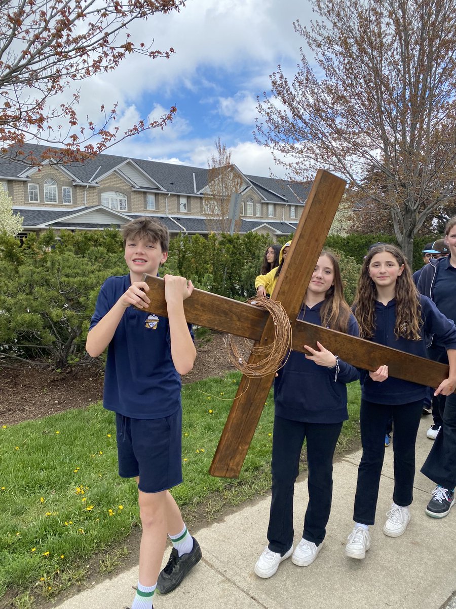 Following in our Saviour’s footsteps on His journey of faith. #JourneyWithJesus #HCDSB ⁦@SHOJ_HCDSB⁩