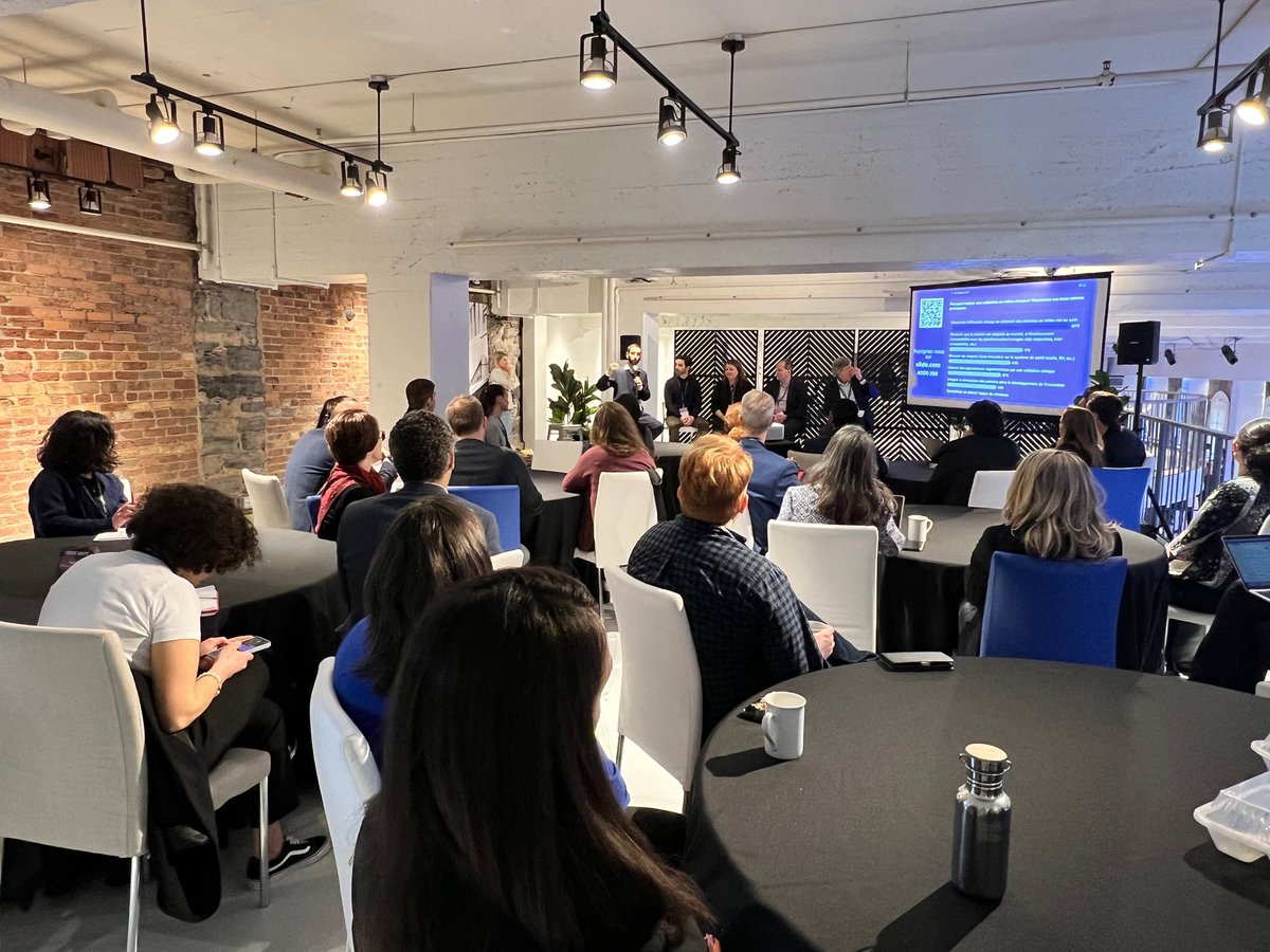 Des participant(e)s bien attentif(ve)s dans cet atelier sur les milieux cliniques, présenté par le <a href="/CQIB/">CQIB</a> !
#effervescencemtl