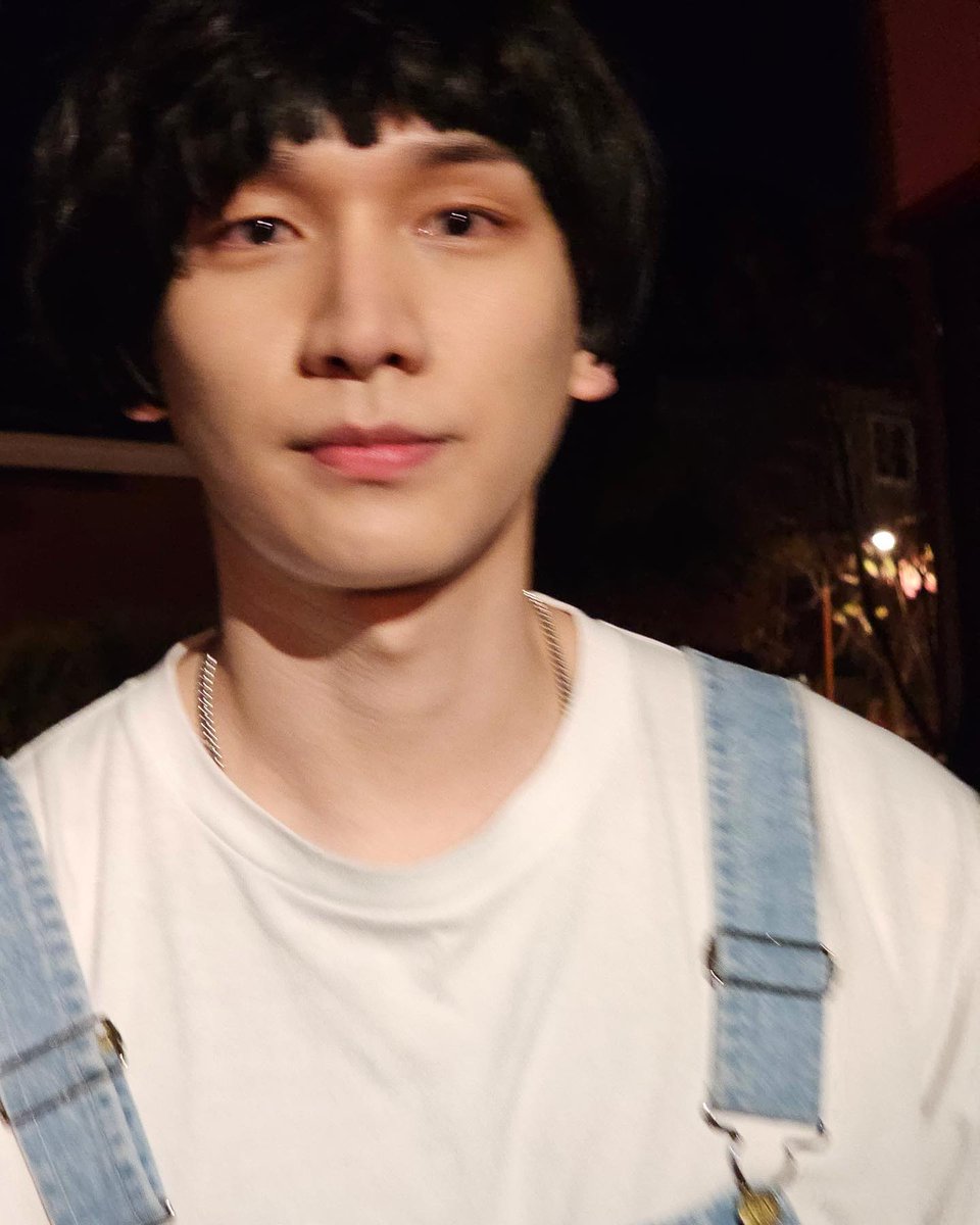 VIXXSupport_SP's tweet photo. HYUK publicรณ en su ig:
"Nos vemos maรฑana ๐"
"Be myself"
โก๏ธ 05.05.2023 6 pm kst โฌ
๏ธ
#Hyuk #HanSanghyuk
#Ada_official #BeMyself #230505_6pm #freerelease https://t.co/59pMw6Uo6O