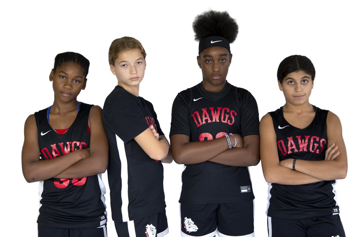 anyone at the cagers invitational this weekend … pop out to watch the dawgs 2029 & see some of the best 5/6 graders in the state
Moriyah McKinney 2029
Kayla Lockhart-Sykes 2029
Mia Hammoud 2029
Hanna Hammoud 2030
@splash_sisters 
@LBInsider @coachselvia @LBI_Carolina @LBI_Steve