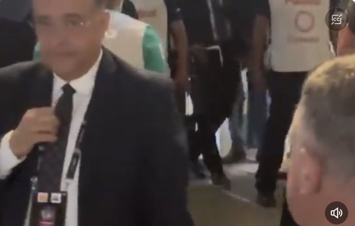 erresalaices's tweet photo. ¿Entonces esta persona es la que no quiere a Nuevo León? @samuel_garcias @ConcaChampions_ @FMF https://t.co/piU84V8yxV