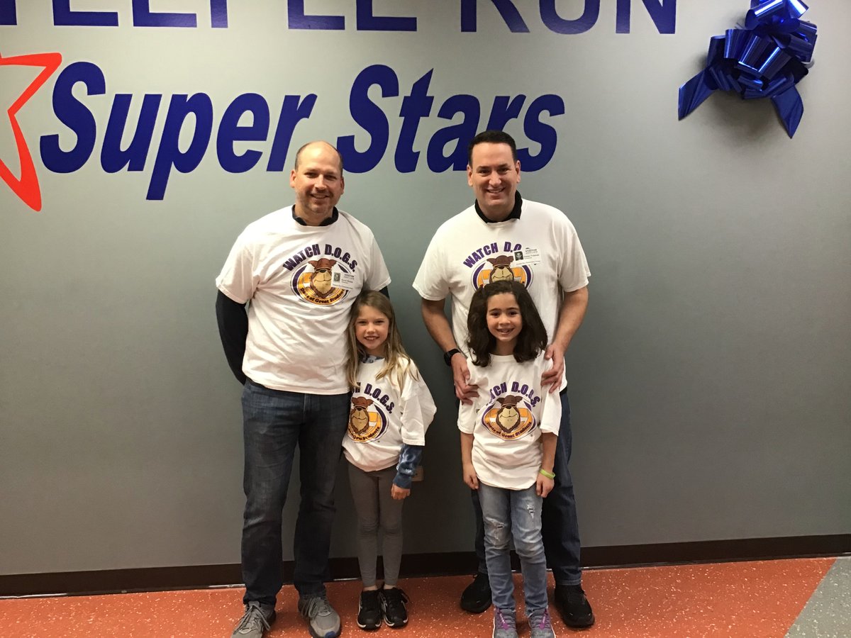 SteepleRun203's tweet image. Welcome 2nd grade Watch D.O.G.S.; Mr. Nichols and Mr. Polanski.
#srwatchdogs2023 #PartnersInGrowth 
#BuildingOn @Naperville203 @SteepleRun203