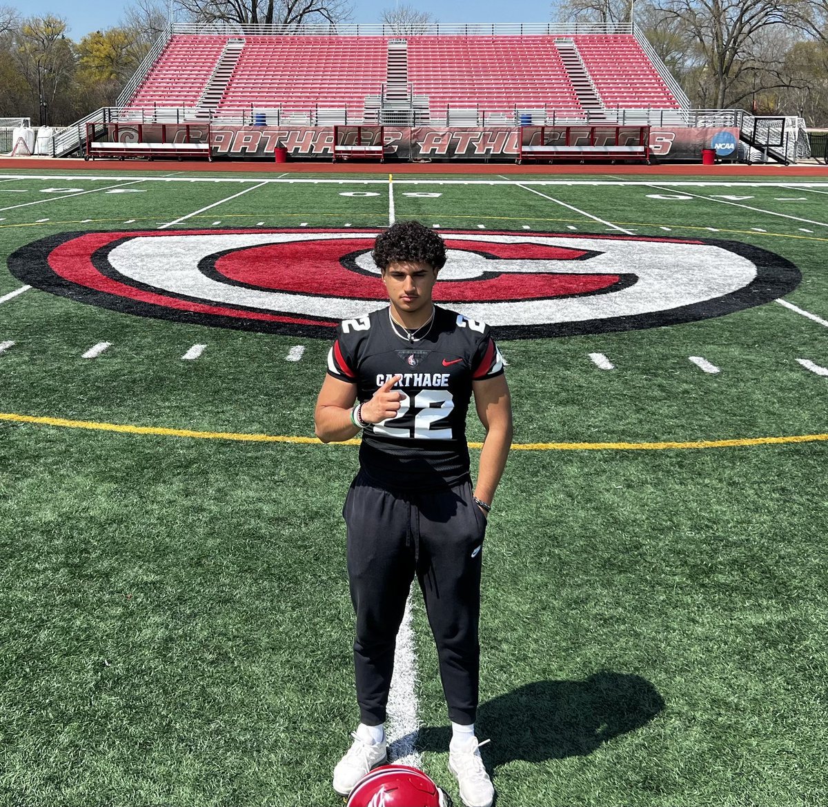 MalikJassim22's tweet photo. Had a amazing day visiting @Carthage_FB Thanks to @CoachDustinHass and the other coaching staff @JacobIodence @CoachNMcCray @Coach_Muehling @coachpadhye Thank you for having me. @CoachKeanePHS @CoachBigPete @EDGYTIM @Bryan_Ault @PrepRedzoneIL https://t.co/6fgtUz4JJ4