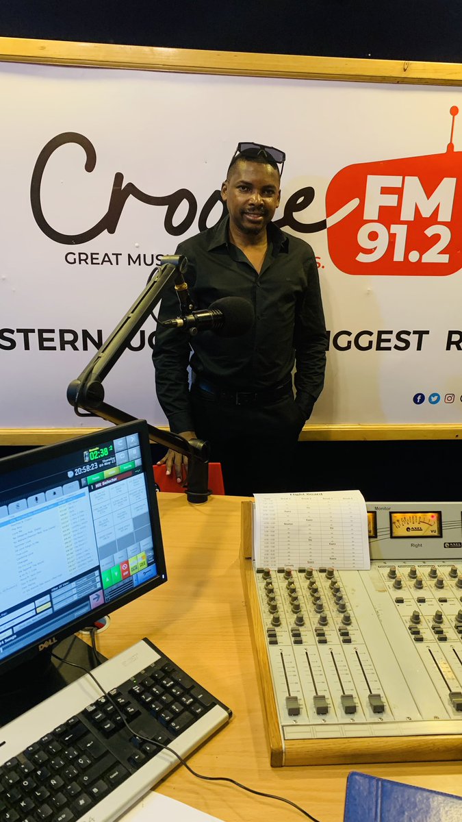 eddiespikaagaba's tweet image. Live on Western Uganda’s biggest radio @912CroozeFM with @BabyDosh14 #Hitselector proudly powered by @mtnug. (the official sponsors)of #TugendeMukikadde slated for 13th May @hotrianglembra. Dial #170*86# to download tunes and win some tickets.