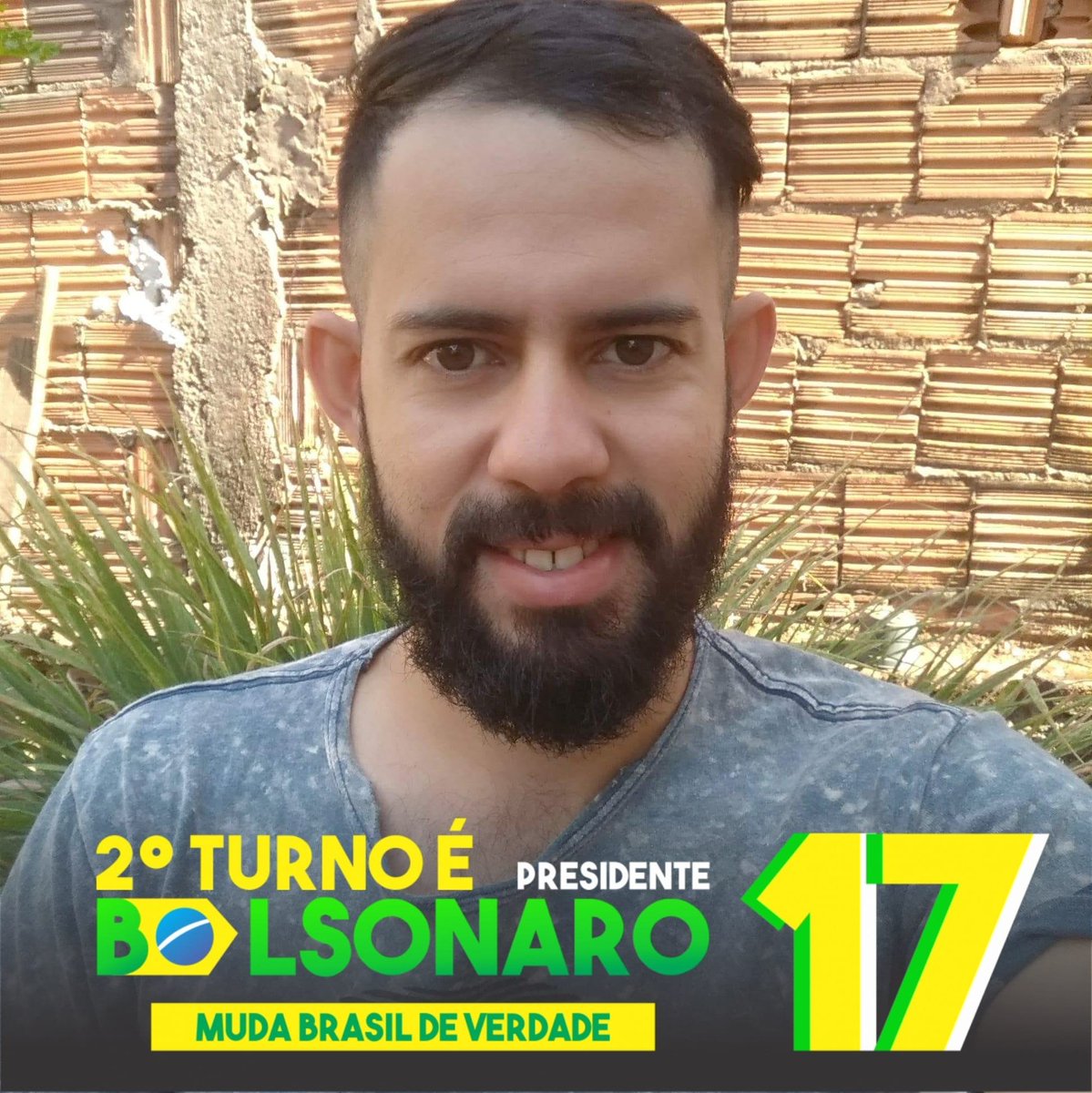 JanaDahoui's tweet photo. Acusado de estupro de vulnerável, vereador de Cacoal sai do plenário preso.

" Nem todo Bolsonarista, mas sempre um Bolsonarista." https://t.co/0uQx7LK9Qu