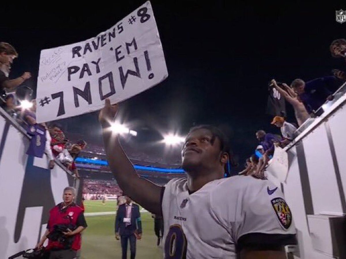 MySportsUpdate's tweet photo. Lamar Jackson's contract has officially been filed to the league.

Key details: He's getting $80M in cash in 2023, the most ever for a player. $72.5M comes via a signing bonus.

He'll make $156M over the first three years, also the most ever. 

He also secured a no-trade clause and a no-tag clause, meaning he could become a free agent with no restrictions in 2028.

Officially paid. 💰