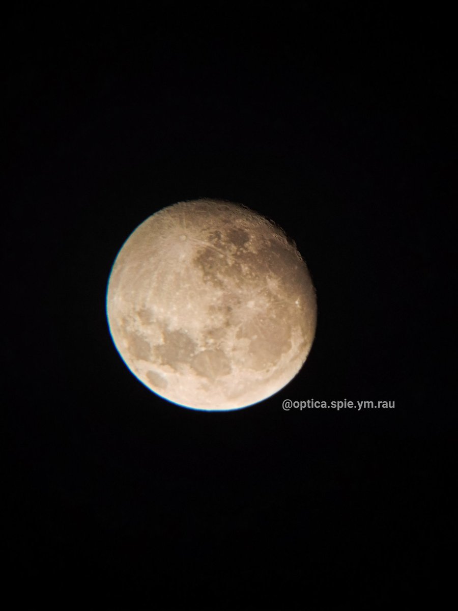 opticaspierau's tweet photo. 🌜As we continue our exploration of the #scientificworld, we mustn't overlook one of its most essential elements.
Sometimes you just need to take a moment, grab the telescope and direct your gaze to the the #moon to find yourself mesmerized by its majestic beauty. 🔭🌃 https://t.co/jTkAuOqIoj