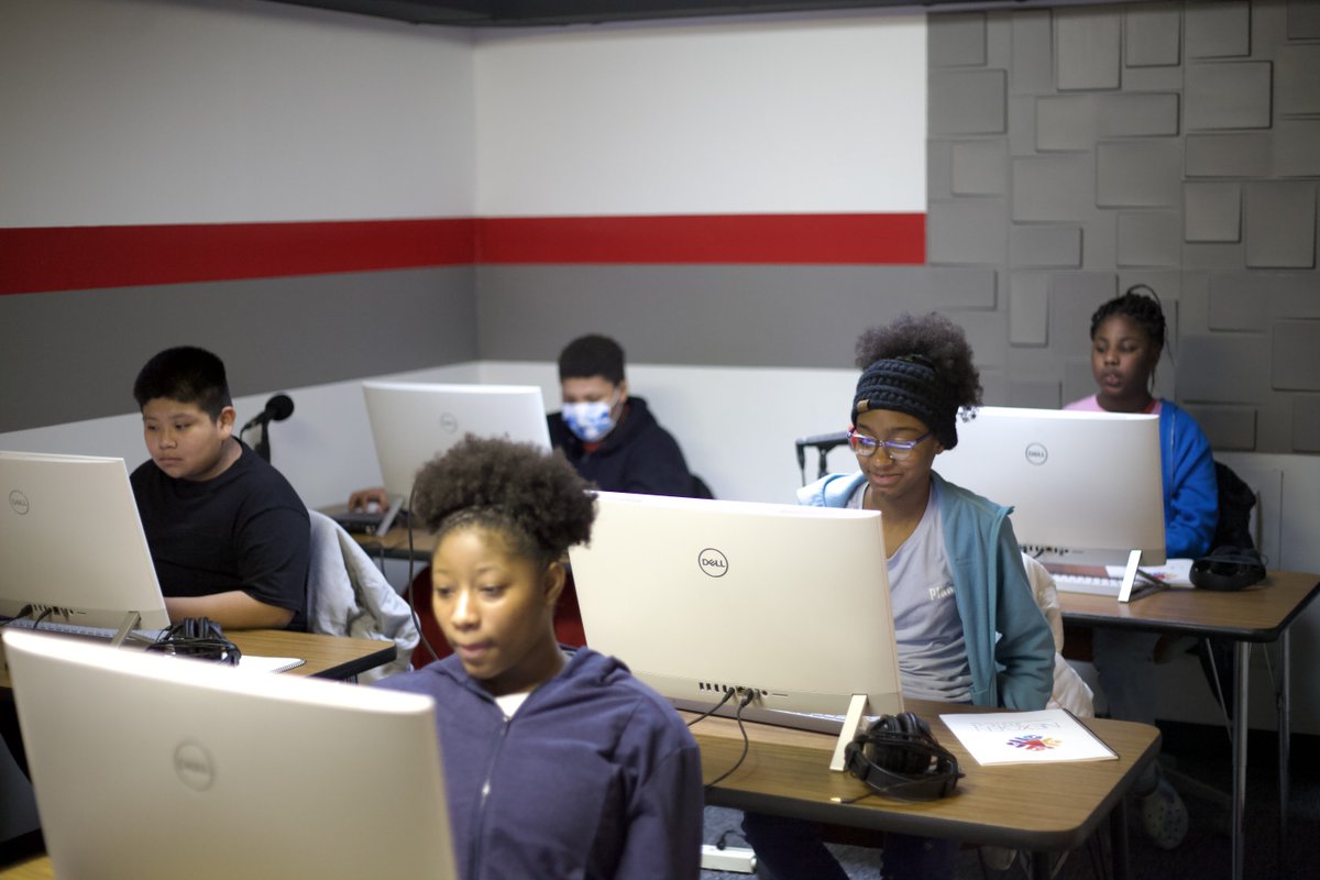 Our Radio and Podcasting cohort hard at work 🎤

#nexgenmedia #studentprogram #grandrapidsstudents