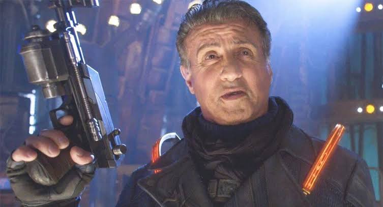 DogNoty's tweet photo. Por último los personajes secundarios como Kraglin, #Cosmo, #Stakar (interpretado por Stallone), entre otros, estuvieron bien, nada fuera de lo común, además de cameos especiales de actores amigos de James Gunn, como Nathan Fillion y Daniela Melchior. Y un cameo por ahí de Yondu. https://t.co/ySb3jcNEuc