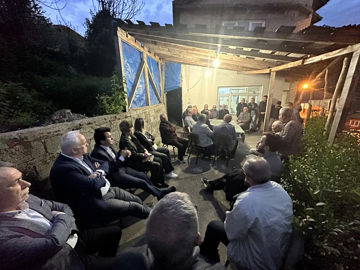 dogasanlioglu's tweet photo. Köy ziyaretleri kapsamında 📍Yukarıgöynük Köyü’nde değerli vatandaşlarımızla buluştuk. 

İstişarelerde bulunarak dertlerini dinledik. Çözümlerimiz hazır. Artık #degisimsart https://t.co/Yn2zH9J5yK