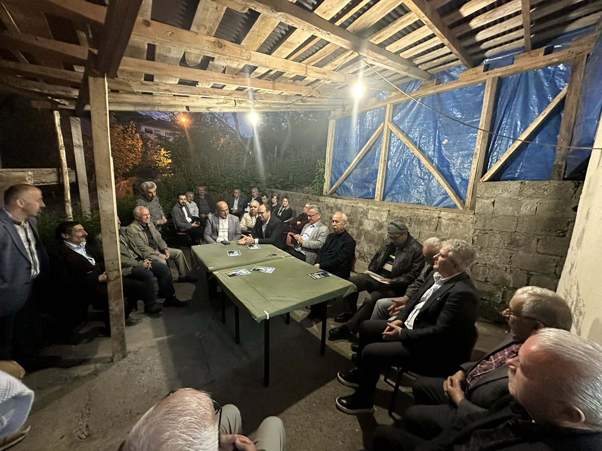 dogasanlioglu's tweet photo. Köy ziyaretleri kapsamında 📍Yukarıgöynük Köyü’nde değerli vatandaşlarımızla buluştuk. 

İstişarelerde bulunarak dertlerini dinledik. Çözümlerimiz hazır. Artık #degisimsart https://t.co/Yn2zH9J5yK