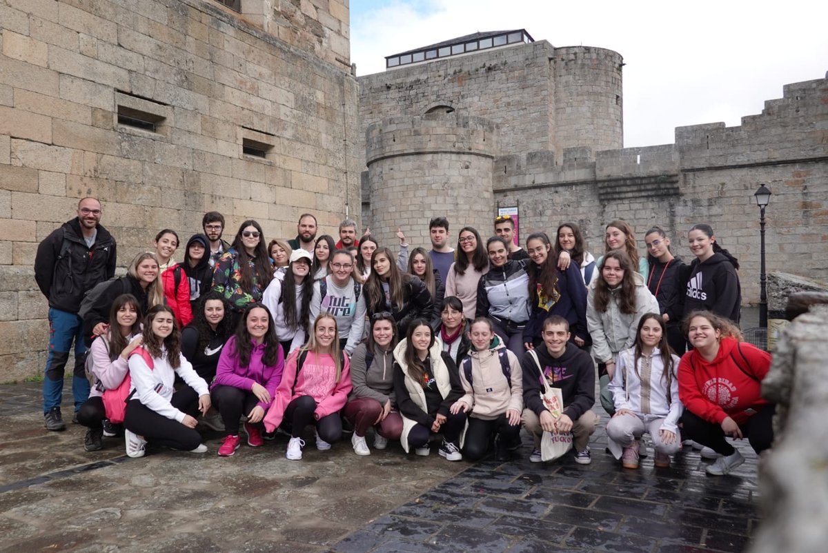 CJdeleper's tweet photo. Algunas imágenes en grupo del itinerario didáctico interdisciplinar

#DCSUVA #RecursosCCSS #TFGEUMZA #Primaria3EUMZA #Infantil2EUMZA https://t.co/DF0LQ89gC0