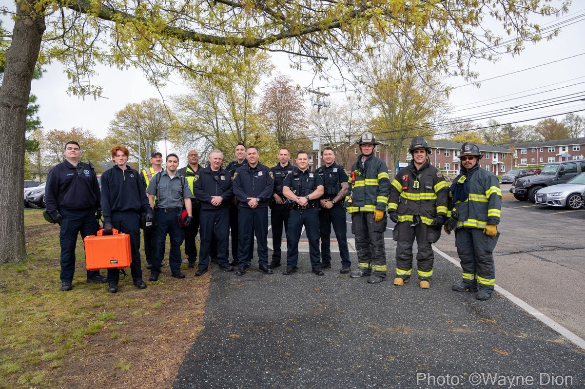 Framingham Police (@framinghampd) on Twitter photo Today Framingham Police, along with <a href="/FraminghamFire/">Framingham Fire Department</a>, participated in an active shooter drill with <a href="/MassBayCommCol/">MassBay Community College</a>. We appreciate partnerships like these that allow us to share information during these important exercises.
Photo credit: Wayne Dion Today Framingham Police, along with <a href="/FraminghamFire/">Framingham Fire Department</a>, participated in an active shooter drill with <a href="/MassBayCommCol/">MassBay Community College</a>. We appreciate partnerships like these that allow us to share information during these important exercises.
Photo credit: Wayne Dion