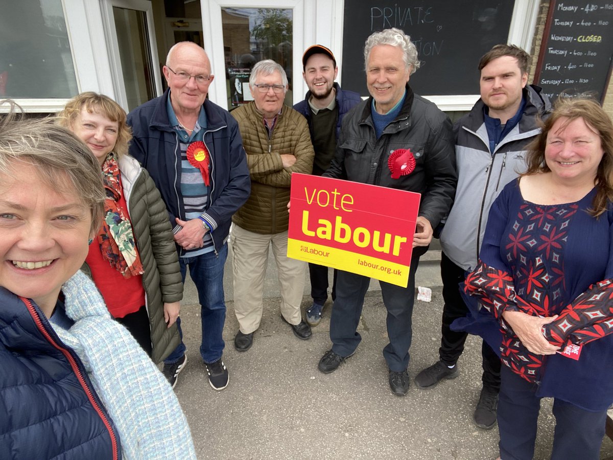 YvetteCooperMP's tweet photo. Still time to vote. Polling stations open til 10pm

Campaigners on #labourdoorstep in Pontefract, Castleford, Knottingley, Normanton &amp; Altofts

Vote for great @UKLabour candidates as a strong local voice &amp; to send message to failing Tory Govt on the damage they’ve done to country https://t.co/dB44GWDHpt