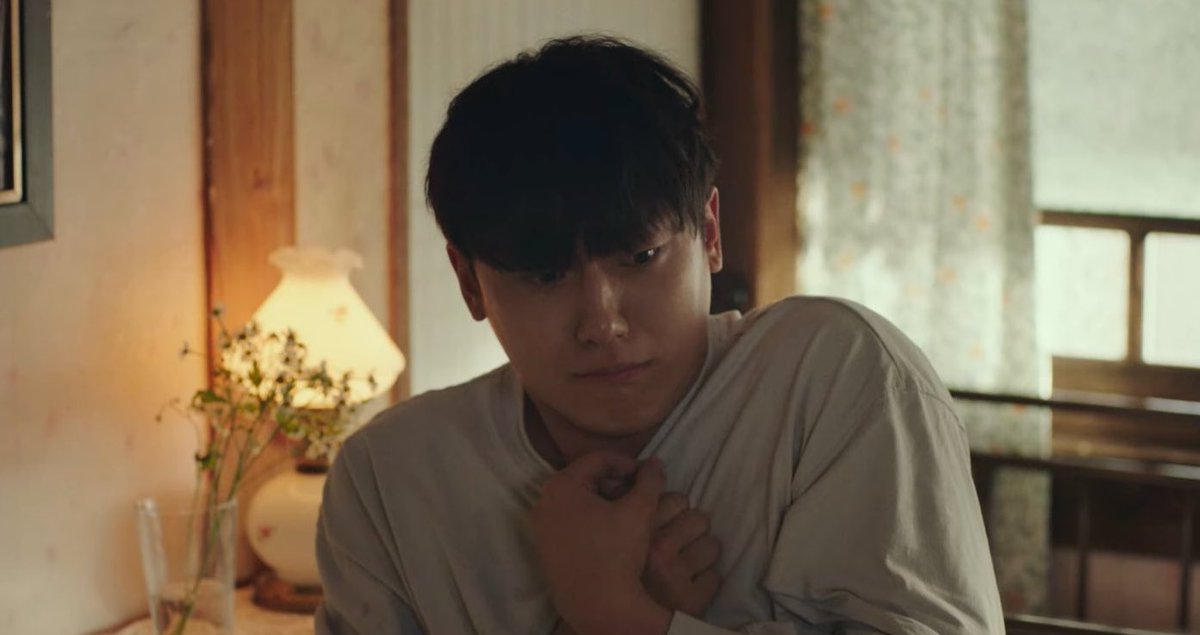 hyoktr's tweet photo. the best actor of his generation https://t.co/DwJ8dFRWtj