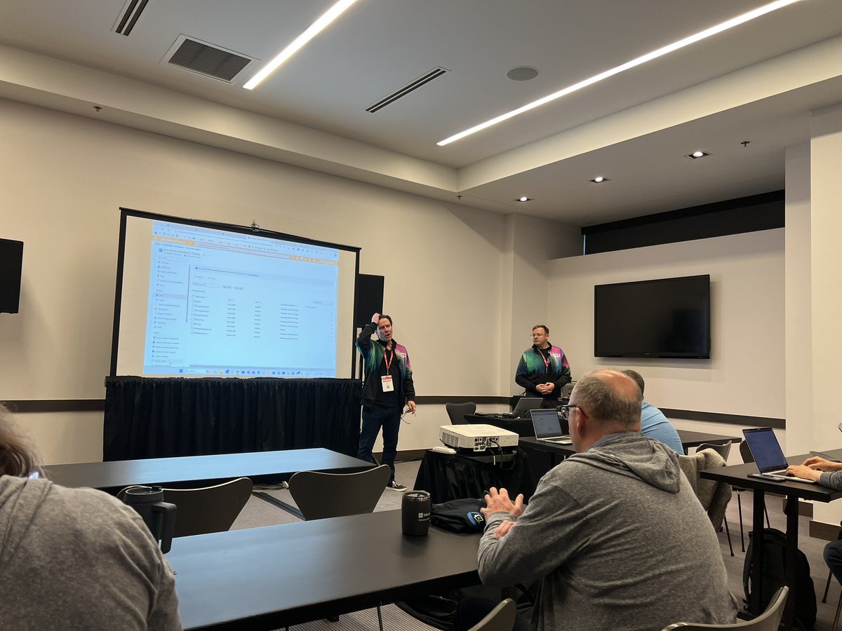 Logs Ingestion API session with <a href="/aaronpmiller/">Aaron Miller</a> and Brian is awesome. 
<a href="/mmsmoa/">MMS Minnesota</a> #MMSMOA2023