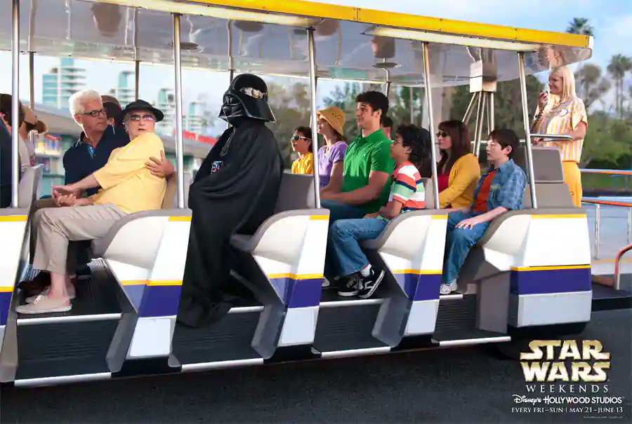 Justin_Martin23's tweet photo. Never forget how top tier these Star Wars Weekends ad's were! 

#MayThe4thBeWithYou https://t.co/0EfuVFP3wf