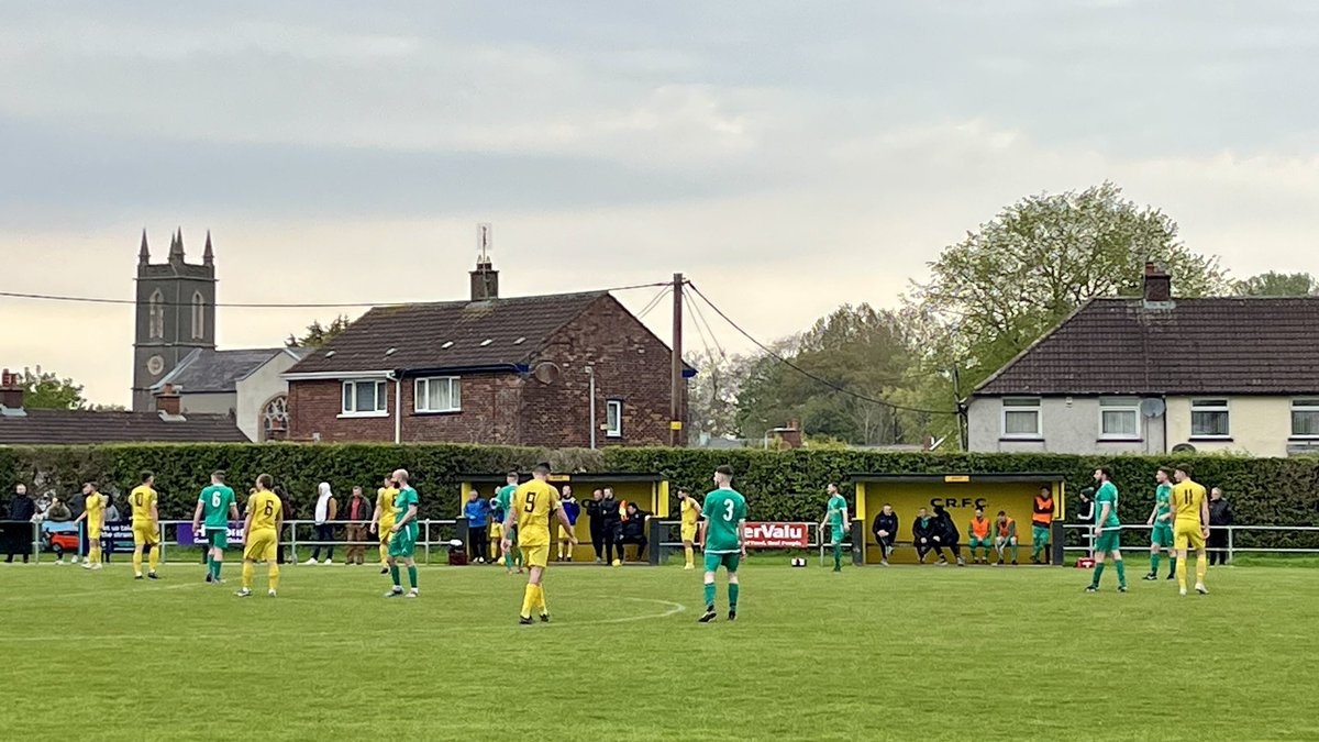 PaulVance63's tweet photo. Comber Rec v Crumlin Star - NAFL Premier Division - Parkway, Killinchy Road, Comber, Co Down… #NAFL #WeAreCrumlinStar #ComberRec #Comber #COMCRU https://t.co/Qs4SYGpdgm
