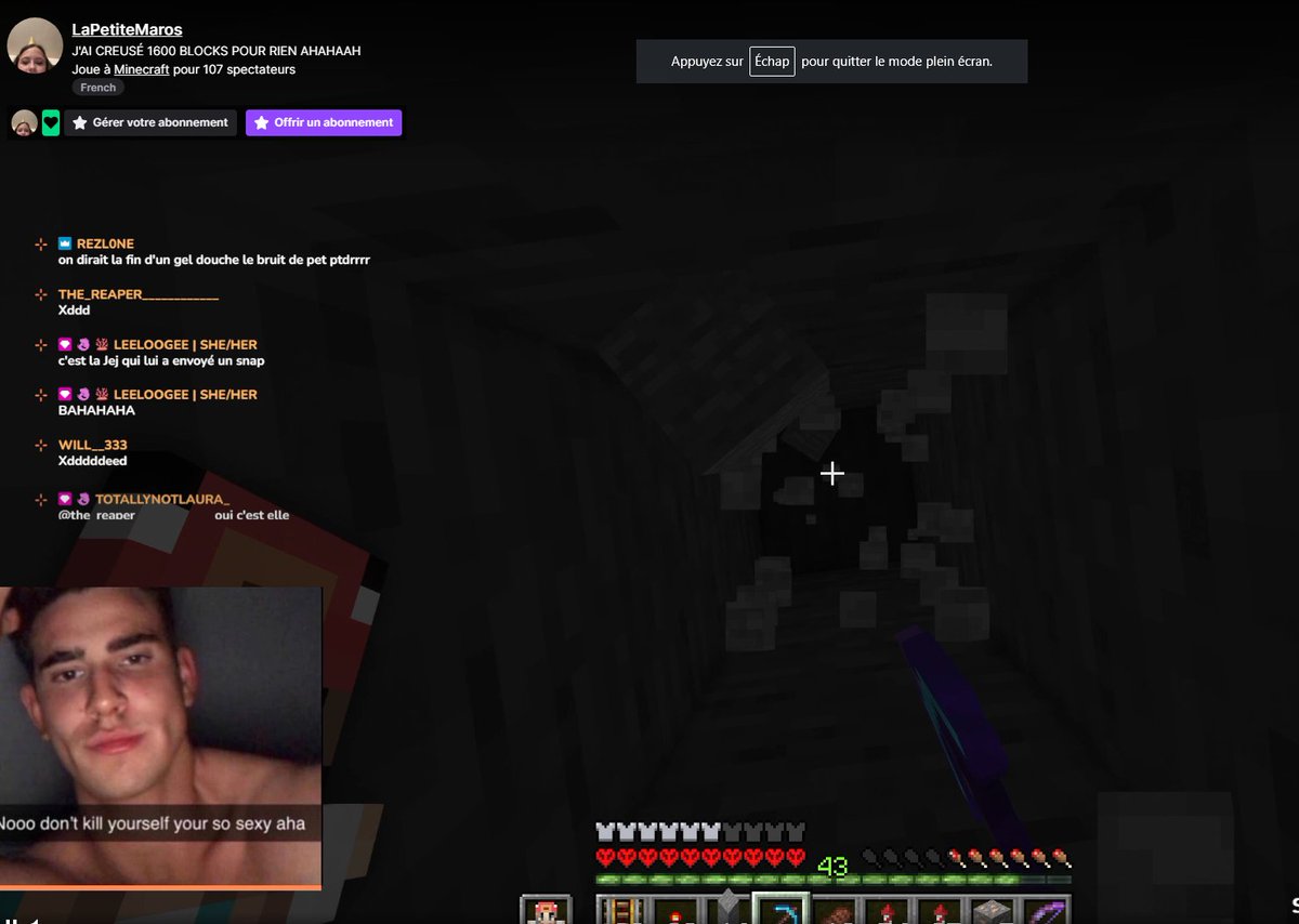 OutcontextMaros's tweet photo. donc la j'ai regardé 3 lives d'une meuf qui creusait sur MC pour se rendre compte qu'elle avait pas les bonnes co  XD https://t.co/oSsSWmxodO