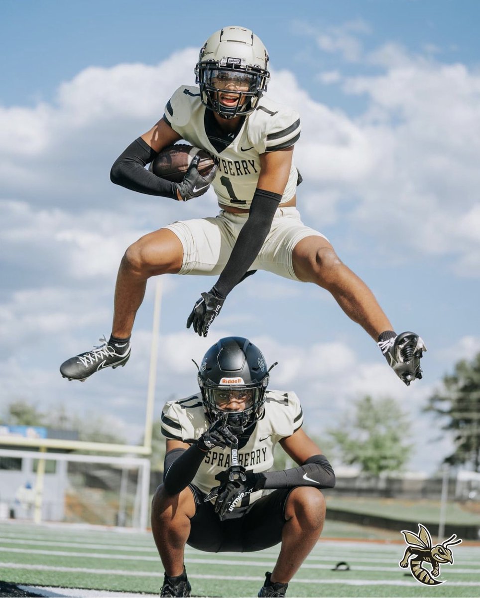 SprayberryATH's tweet photo. Spring Football begins TODAY! 🏈
#GoldStandard
#shspositiveposting #wearesprayberry https://t.co/PMirKMnJFV