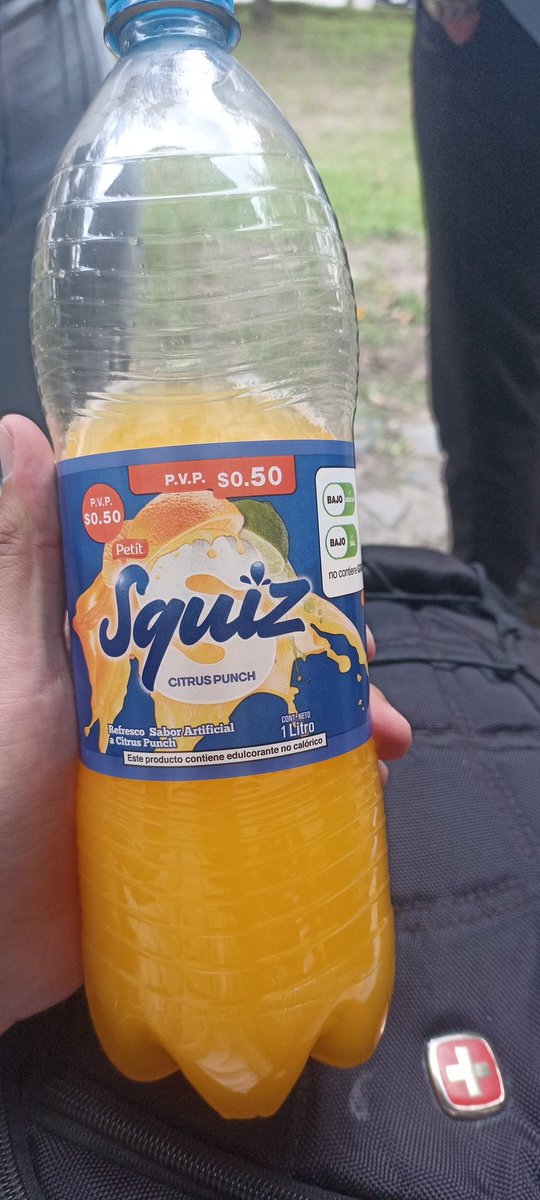 Josueportador20's tweet image. Hoy comenzamos nuevo semestre en la @ucefacso. De esta manera.
Experimento cuántos tragos toma un estudiante normal en la Uce.
#Puntas