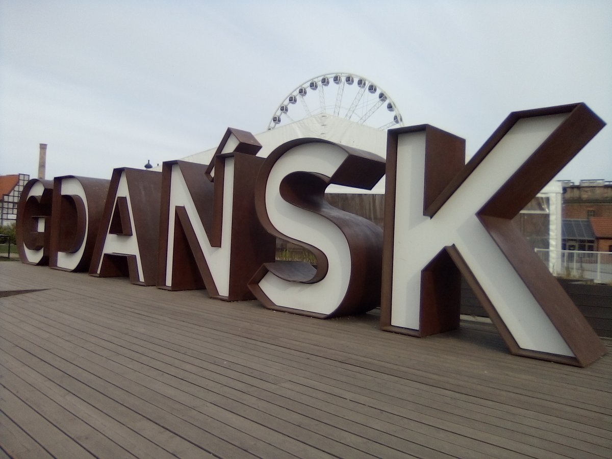 cemipai_UAR3725's tweet photo. 8th European Congress of Virology is the place to be ! 😎📷#ecv2023 #gdansk #Virus https://t.co/sgBjcjlhoR