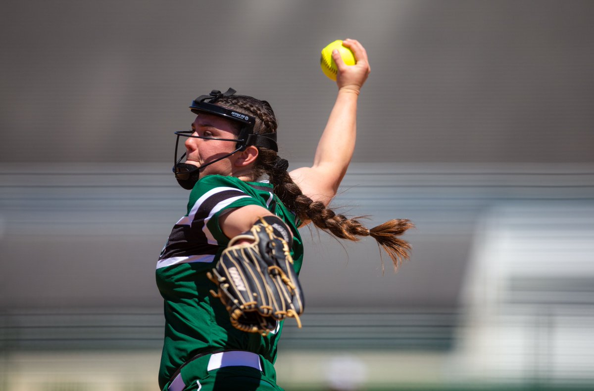 OhioBobcatSB's tweet photo. Our third and final senior is pitcher Kylie Coffelt 🥎

She is graduating with her MBA in Strategic Selling and Sales 📉 https://t.co/RszH3NAeMA