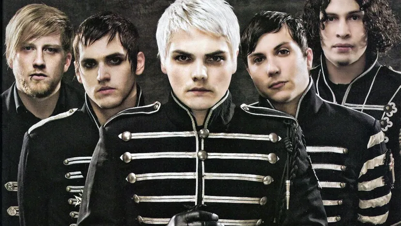 reallyradrecs's tweet photo. reply to this with your music and I'll tell you if it's real or fake emo https://t.co/kg3CjgkbUl