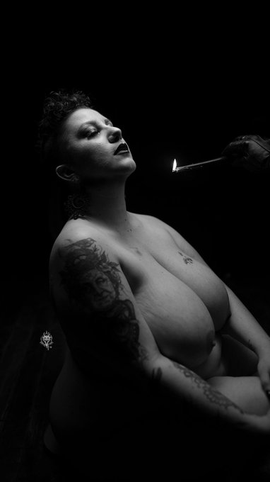 Art. @VikingCreativ  #blackandwhitephotography https://t.co/lR4Z4R8w7t<a class="tags" target="_blank" title="On Twitter" href="/?out=eyJ0eXAiOiJKV1QiLCJhbGciOiJIUzUxMiJ9.eyJpYXQiOjE3MjE0NDA0NjEsImlzcyI6InR3cG9ybnN0YXJzLmNvbSIsIm5iZiI6MTcyMTQ0MDQ2MSwiZXhwIjoxNzUyOTc2NDYxLCJyZWRpcmVjdF91cmwiOiJodHRwczovL3R3aXR0ZXIuY29tL1Zpa2luZ0NyZWF0aXYifQ.M05qWiaNnkc8JPetUZ33YFSgAlBphUFPNjCsvwFUDVVyWg5wDgmMBpf67MwK7i73ajmJCDM13wDGcCiiLXWdiw">@VikingCreativ</a><a href="/tag/blackandwhitephotography"class="tags">#blackandwhitephotography</a>