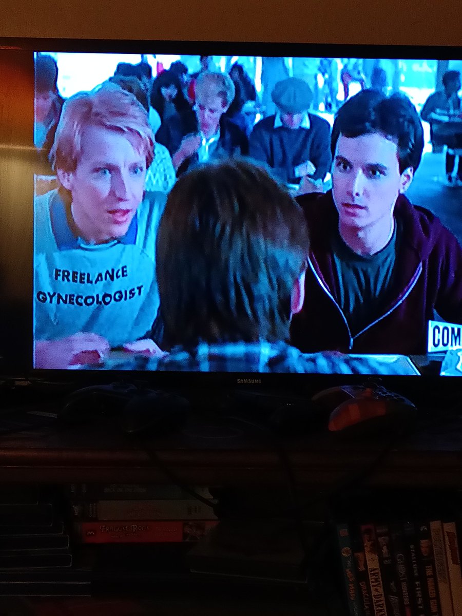 LauriAnG1980's tweet photo. So I'm watching this very old movie that's only slightly younger than I am....and I find it extremely funny....

It's called "Once Bitten" 
Lauren Hutton, A VERY young Jim Carey, Cleavon Little (Blazing Saddles). I thought this characters shirt was hilarious... https://t.co/bYYyggEzvY
