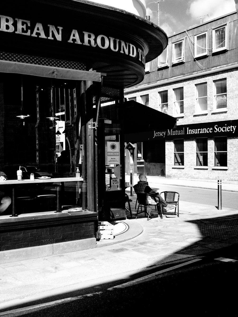 CandidBystand73's tweet photo. St Helier, Jersey #beanaroundtheworld #café #moments_in_bnw #moments_in_streetlife #sthelier #jersey #channelislands #timeout #coffeelover @ThePhotoHour @BATWCoffee https://t.co/8p8s5trhgM