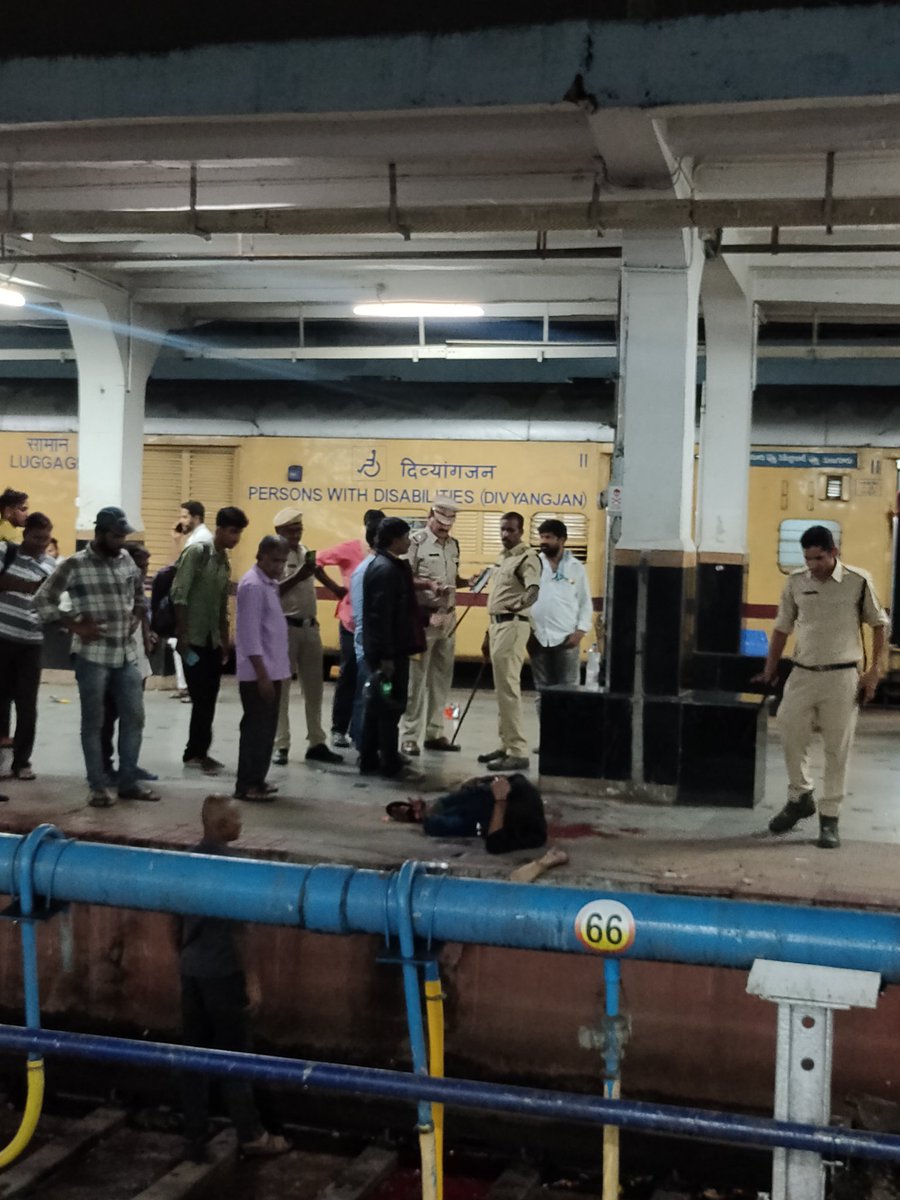 girdharpunit21's tweet photo. @IRCTCofficial
@hydcitypolice
@rpfsecrhq
 There is accident happen from last 30 minutes there is no action RPF just watching, ambulance not arrived yet https://t.co/R7BUJQCDiF