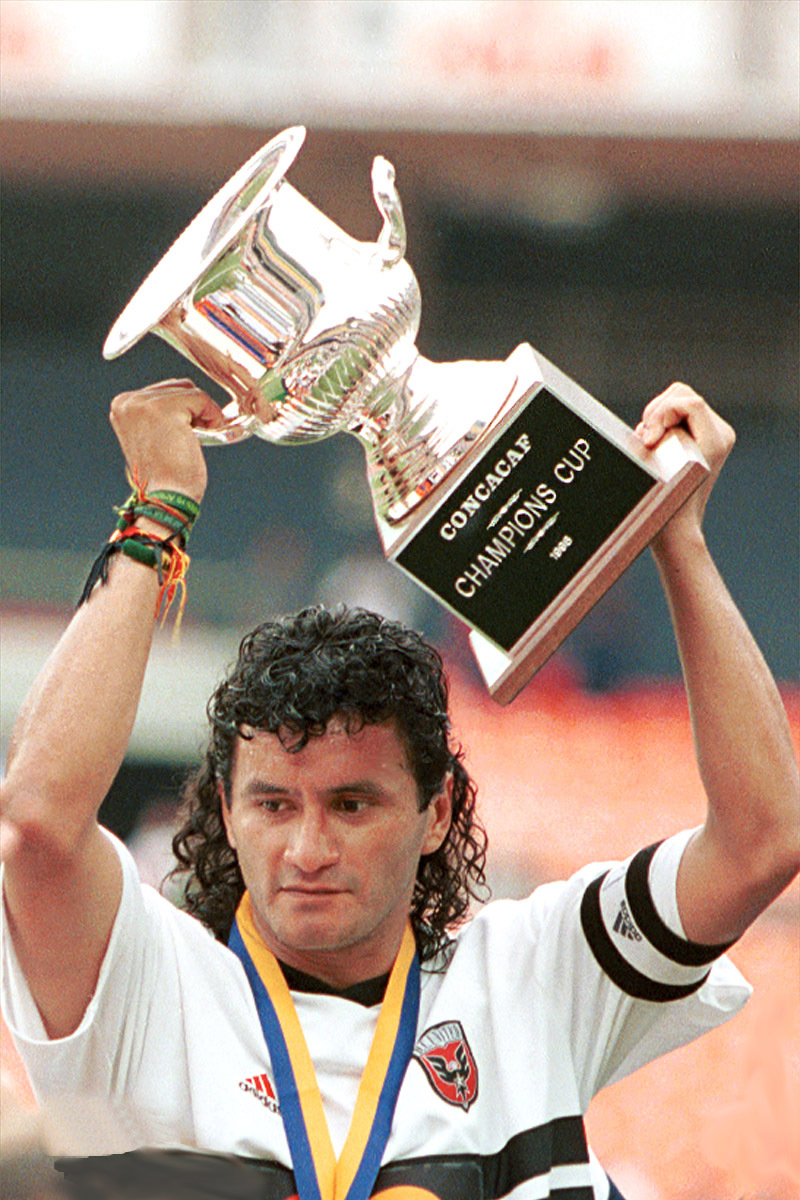 dcunited's tweet image. Are you sure about that? 🤔