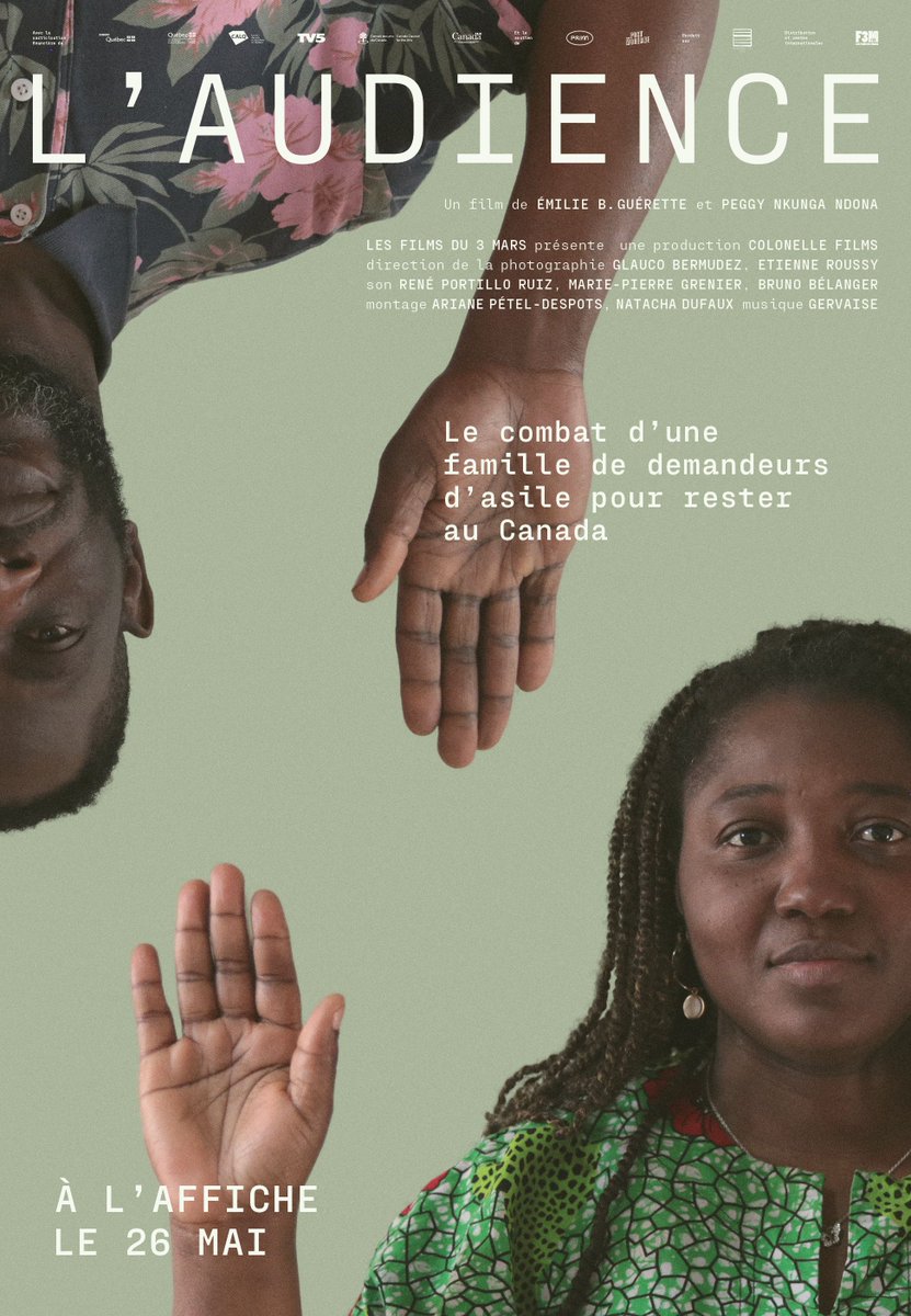 ● L'audience de Émilie B. Guérette et Peggy Nkunga Ndona • À l'affiche au Québec dès le 26 mai.

Peggy, Simon et leurs trois enfants attendent l'audience qui déterminera s'ils seront acceptés comme réfugiés politiques au Canada.