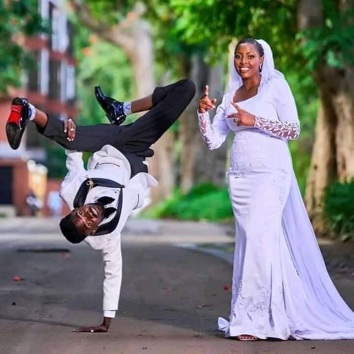 IIbraaah's tweet photo. Ndo tusemeje kwa bwana arusi😄😄 https://t.co/CLnZA87bii