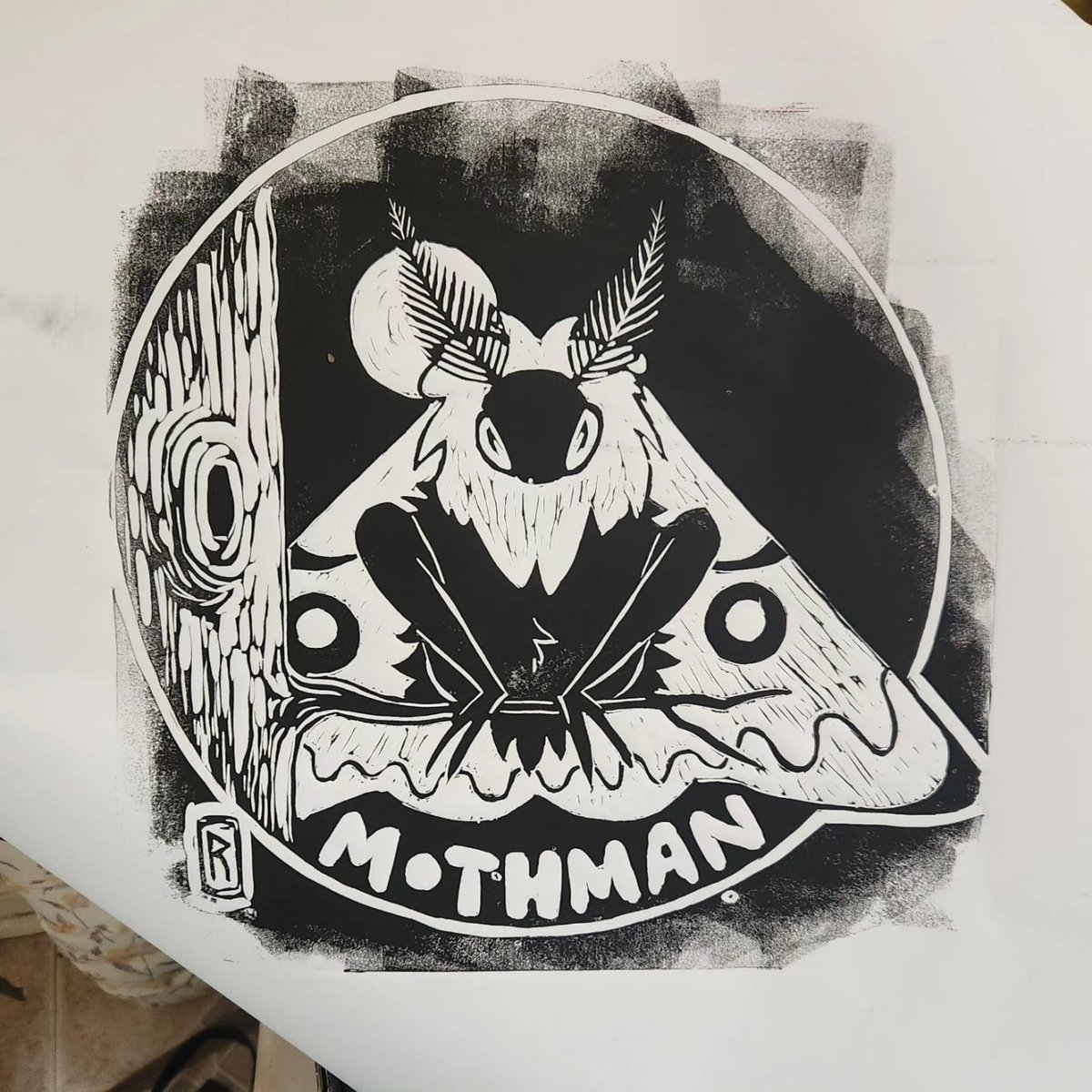 Test print for my upcoming Mothman linocut 👀
.
#cryptid #mothman #linocut #printmaking