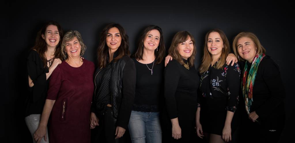 diavaldom's tweet photo. Descubre @ProyectoArtemis1, siete #autoras de #cienciaficcion y #fantasia, y la #antología "Siete máscaras". Con fragmentos recitados. #podcast
@MiriArtte @CruzGabaldon @Liagrisel  @Evagarguerrero @early_universe @MarisaAlemany @Maria_Tordera 
https://t.co/CeJzx6xMUV https://t.co/CUTycwAFcN