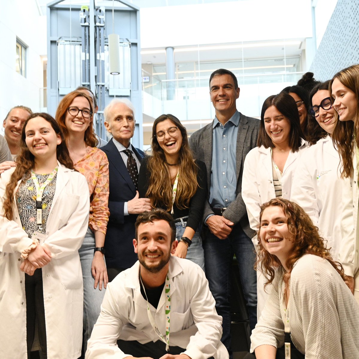 Hoy he visitado la <a href="/fcarreras/">fcarreras</a>, ejemplo de dedicación y compromiso con la investigación en la lucha contra enfermedades como la leucemia y el cáncer.

La Ley de Ciencia y el mayor presupuesto de la historia para I+D+i muestran nuestro compromiso con el talento científico español.