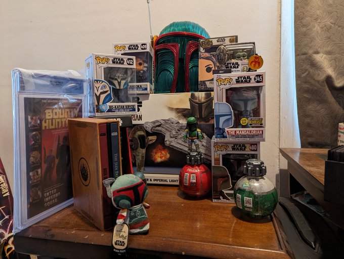 #MayThe4thBeWithYou all my fellow #StarWars fans. If y'all can't tell I'm kinda a fan of Boba Fett https://t<a href="/tag/maythe4thbewithyou"class="tags">#MayThe4thBeWithYou</a><a href="/tag/starwars"class="tags">#StarWars</a>