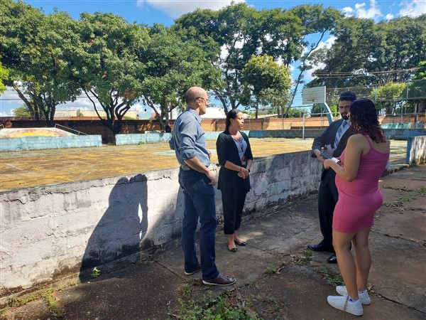mpdft's tweet photo. MPDFT vistoria Caps infantil de Sobradinho. Saiba mais: https://t.co/FBPrMluutv #mpdft #sobradinhodf #direitosdifusos #proregmpdft https://t.co/yb3T1IAD04