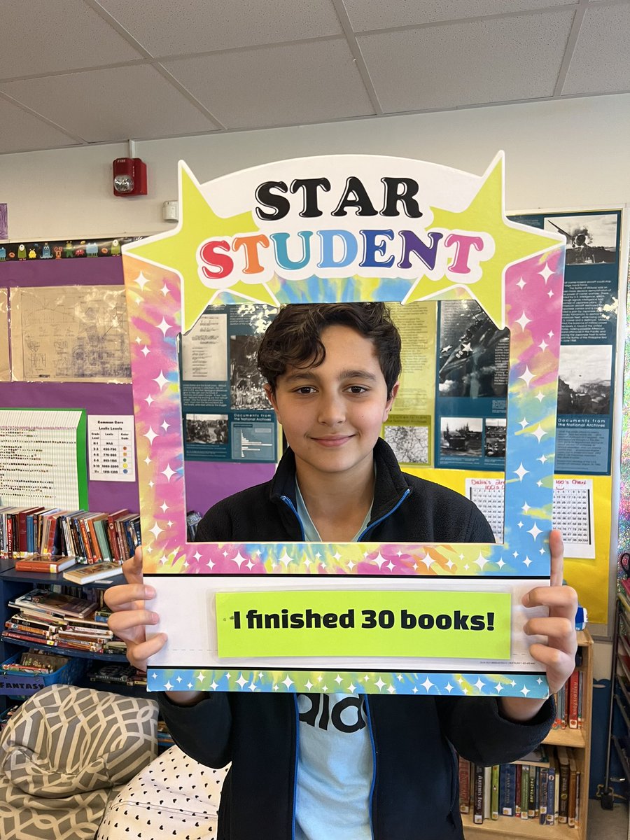 Zaina, Alexei, Khasan, and Yamen finished 30 books!  #glenoaksschool