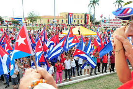 ¡A celebrar este viernes en todas las plazas de #Cuba 🇨🇺 el Día Internacional de los Trabajadores!#ALaPatriaManosYCorazón