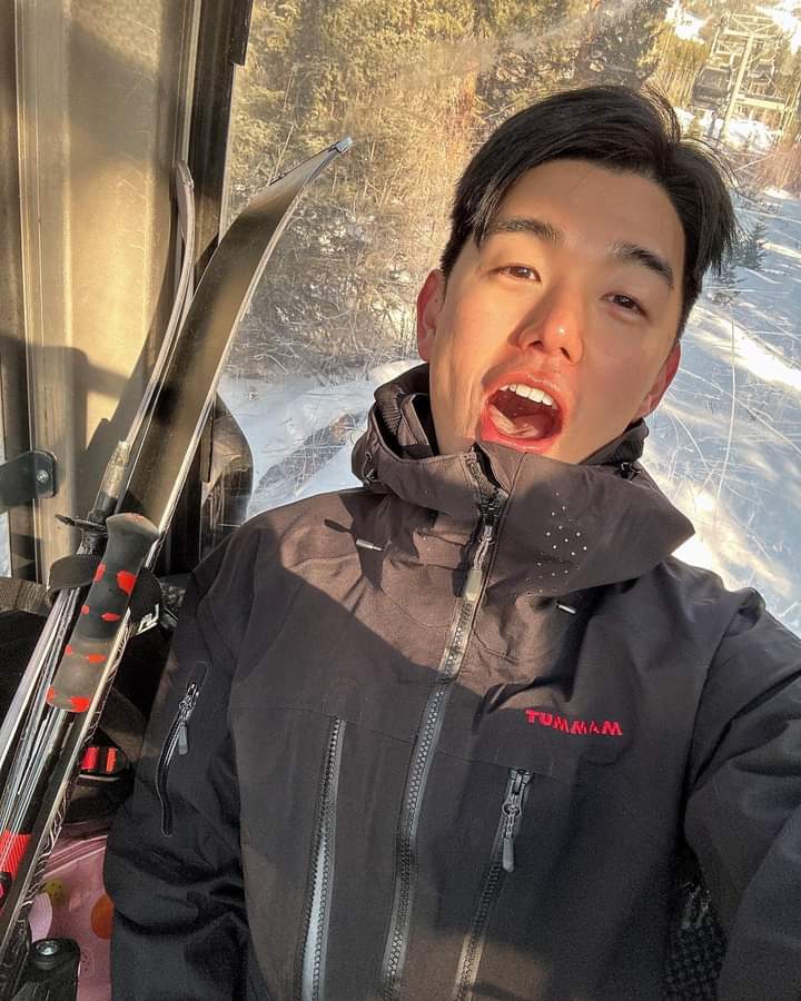 _eric_nam's tweet image. where to next?