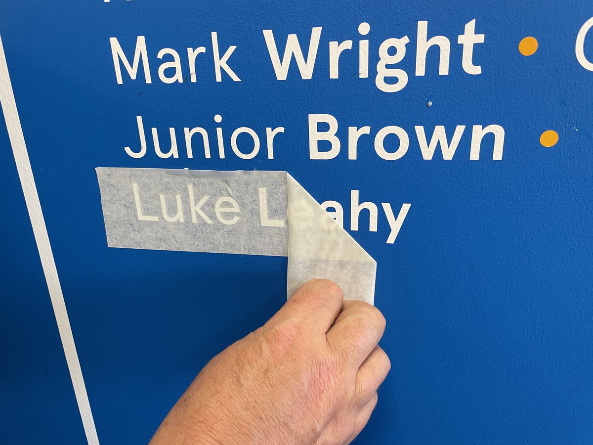 Cyclone_Signs's tweet image. Congratulations to @lukeleahy for his 100th game for @shrewsburytown FC, great to have added you to the 100 wall!

#cyclonesigns #football #shrewsburytown #STFC #lukeleahy #100games #vinyllettering #vinylgraphics #wallgraphics #shropshire #shrewsbury