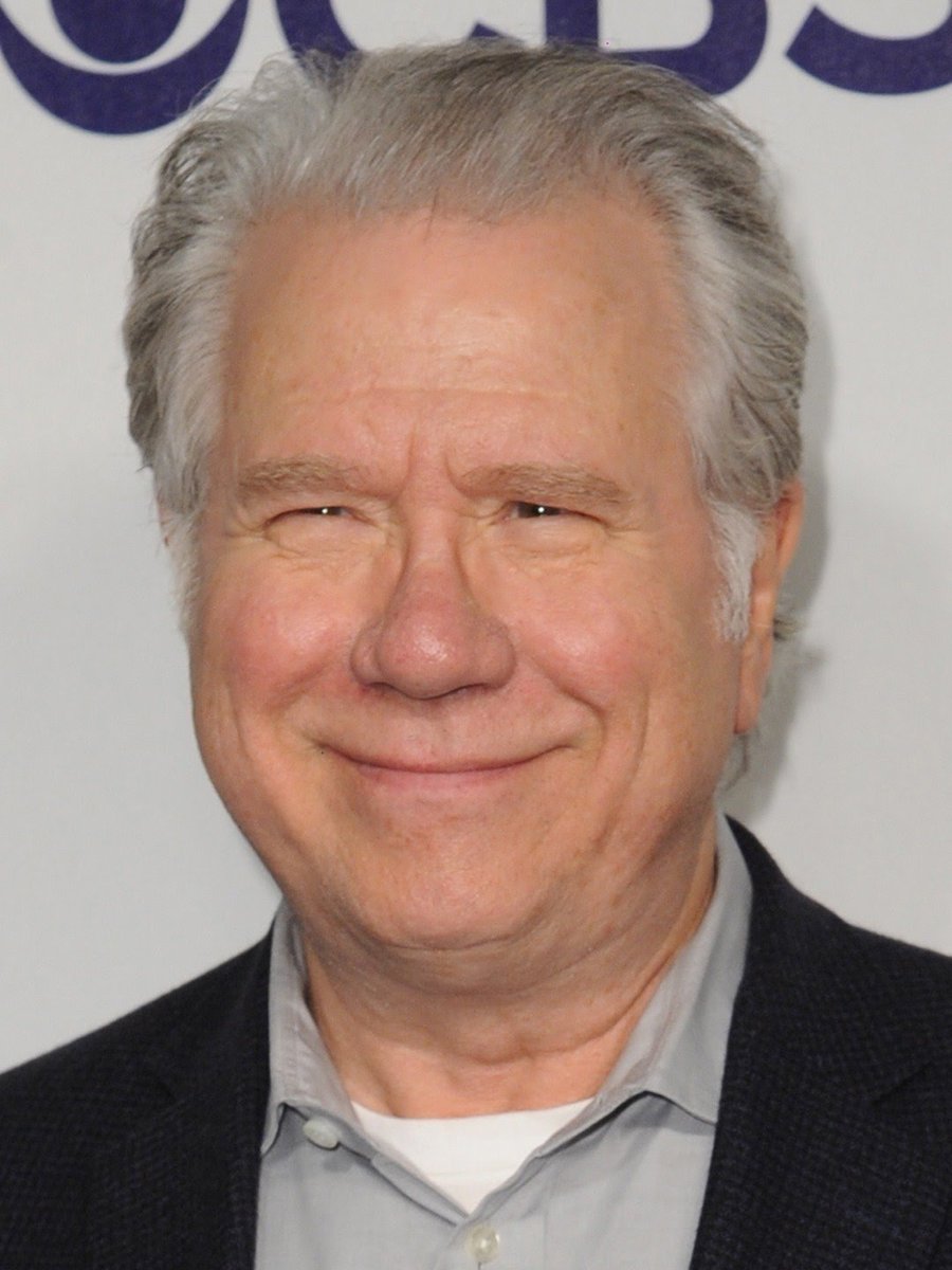 strattonsr's tweet photo. @JenningsSupine @realDonaldTrump *please* let john larroquette be there https://t.co/PjTkvDxtA8
