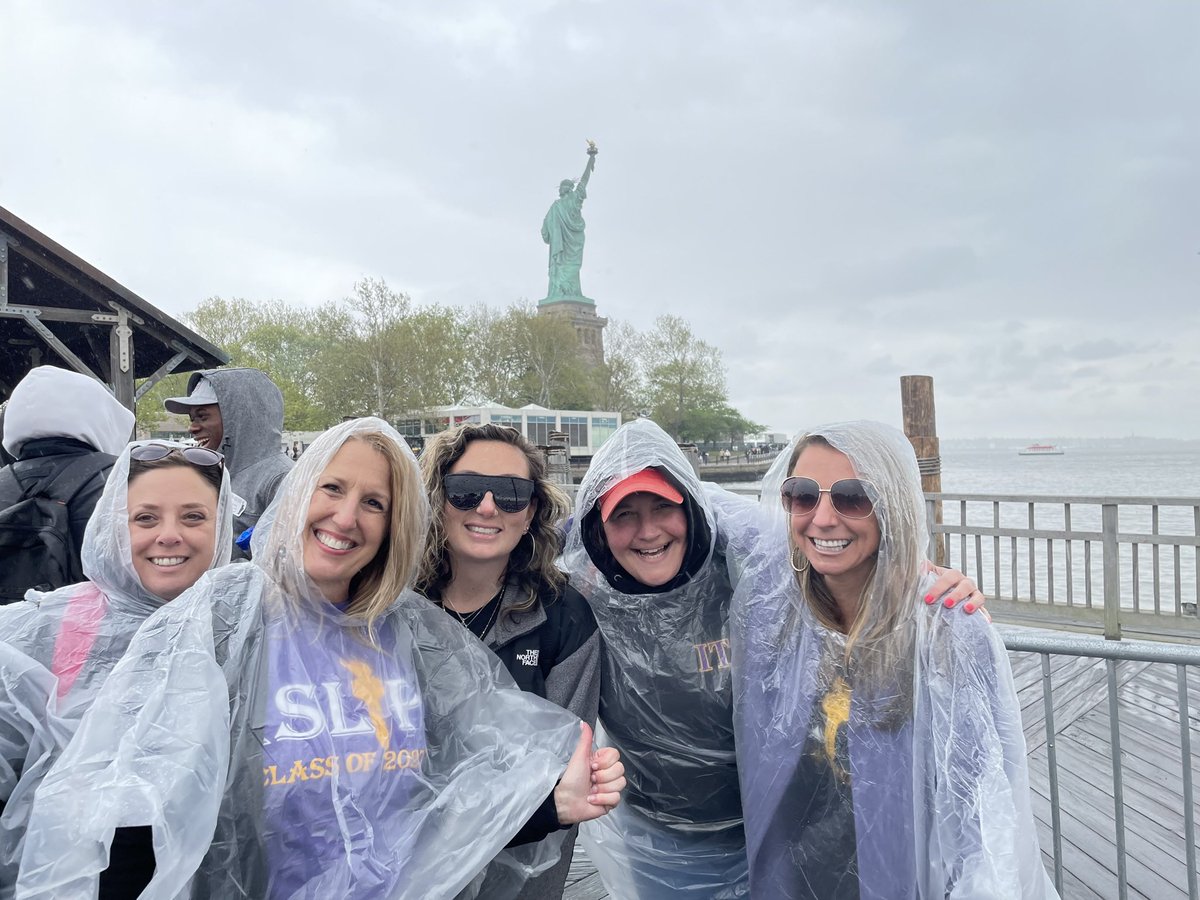 LotitoMs's tweet photo. 8th grade field trip to Statue of Liberty and Ellis Island! 🗽#isliprising https://t.co/OWkJ7fxYfm