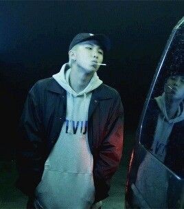 RANDAUNION's tweet photo. RT Y/O COMENTEN 👇👇👇👇

I vote #RM for #ArtistaAsiatico at #SECAwards + RT https://t.co/nfcdI7zl2L