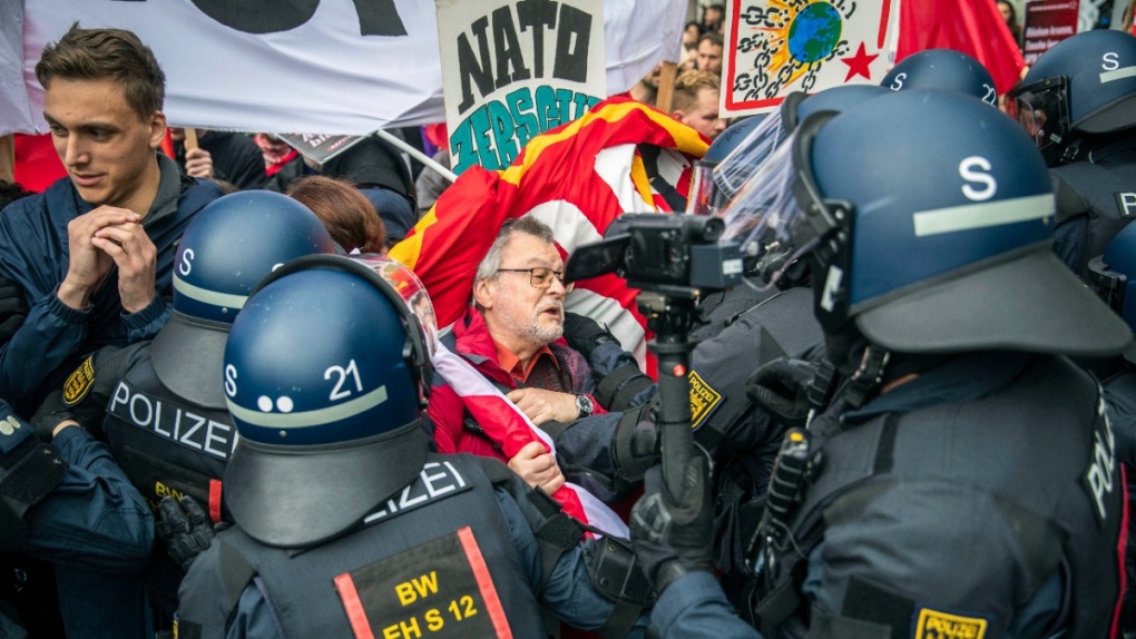 JonathanMelrod's tweet photo. France Erupts May 1 Over Change in Retirement Age!
Learn More: https://t.co/bN3w6FQqTe
#FigthingTimes #FranceMayDay #MayDay #MayDay2023 #FranceMayDay2023 #unionproud #unionorganizing #unionhistory #france #europe #paris #laborunion #workersrights #workersunion #workersunited https://t.co/BLPKldzqOi