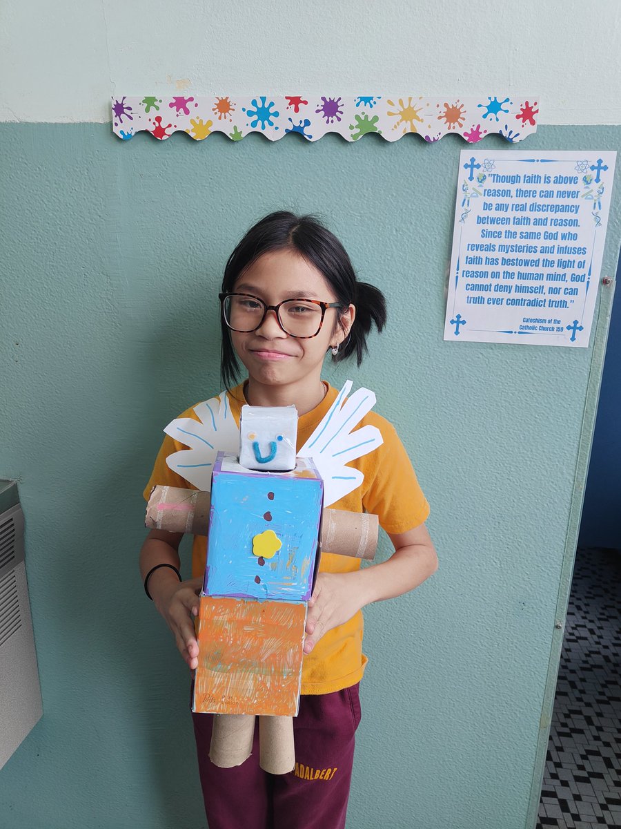 SACAELASS345's tweet photo. May the Fourth be with you!! Fourth Grade celebrated Star Wars Day by creating their own droids during their Enrichment period. https://t.co/1NIt5cLyVS