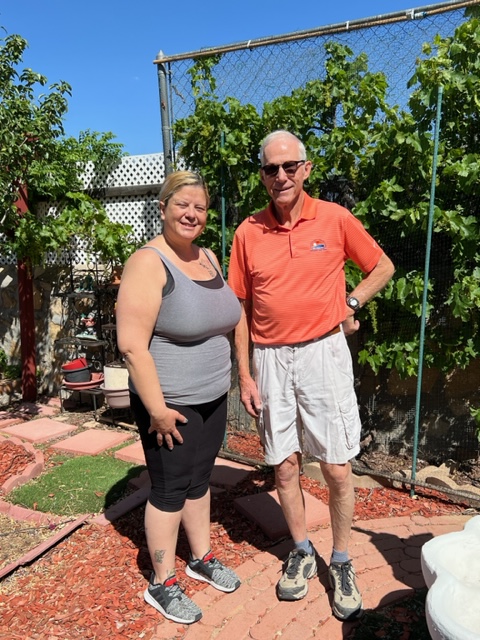 HabitatPaso's tweet photo. This #Thankful Thursday, we got to meet Mr. Graham, a wonderful El Pasoan and talented gardener who is donating desert-friendly plants for the Sanchez House! Your #philanthropy will go a long way in making this house a #home, Mr. Graham. Stay tuned for #landscaping photos! https://t.co/Dirxpd91Ss
